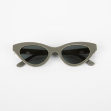 Load image into Gallery viewer, Kety . Gray
