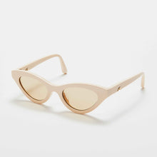 Load image into Gallery viewer, Kety . Ivory
