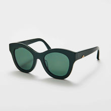 Load image into Gallery viewer, Cami . Green
