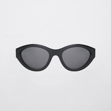 Load image into Gallery viewer, Linda . Black
