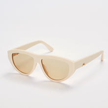 Load image into Gallery viewer, Viko . Ivory
